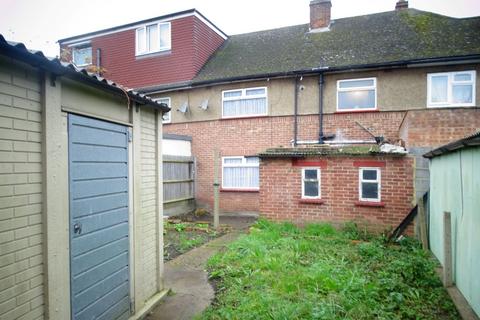 12 Bedfont Green Close, Feltham, TW14 8EG