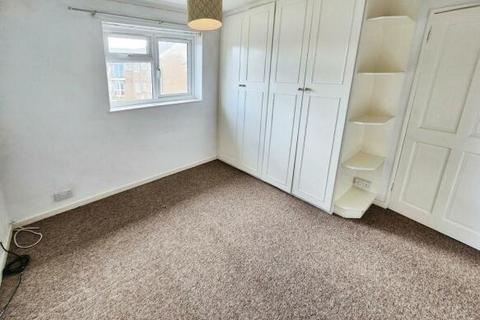 2 bedroom apartment to rent, Basingstoke,  Hampshire,  RG22