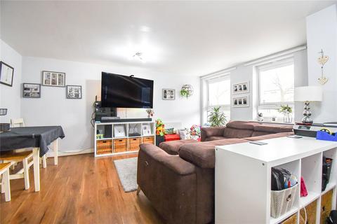 2 bedroom apartment for sale, Admiralty Close, West Drayton, UB7