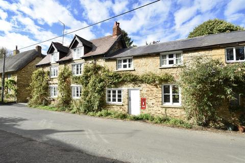 4 bedroom country house to rent, Freehold Street, Lower Heyford