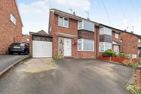 17 Beverley Crescent, Forsbrook, Stoke-on-trent, ST11 9DQ