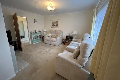 2 bedroom detached bungalow for sale, Maltings Drive, Harleston IP20