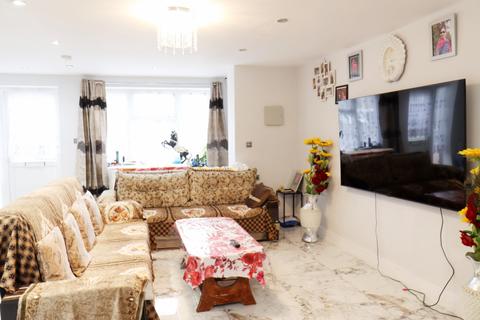 4 bedroom terraced house for sale, Luton LU2