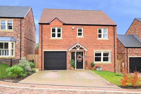 5 bedroom detached house for sale, Hymas Court, Burton Leonard