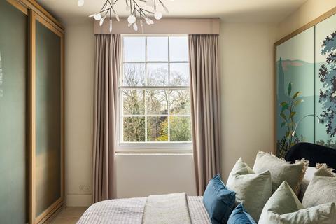 37 Downshire Hill, London, NW3 1NU