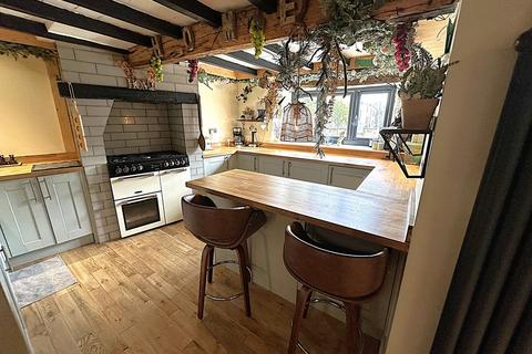 3 bedroom detached house for sale, Wentworth Road, Thorpe Hesley