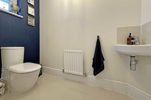 1 Bardon Walk, Exeter, EX2 7PP