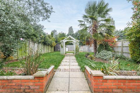 3 Blenheim Way, Watton, Thetford, IP25 6XS
