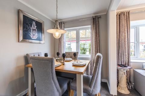 2 bedroom mobile home for sale, Station Road, Snettisham, PE31