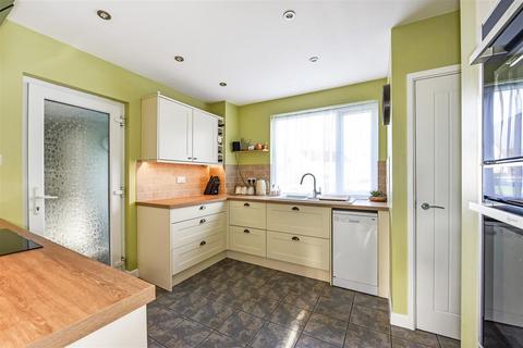 3 bedroom semi-detached house for sale, Blackdown Crescent, Havant