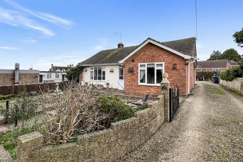 2 bedroom detached bungalow for sale, Orchard Road, Westbury