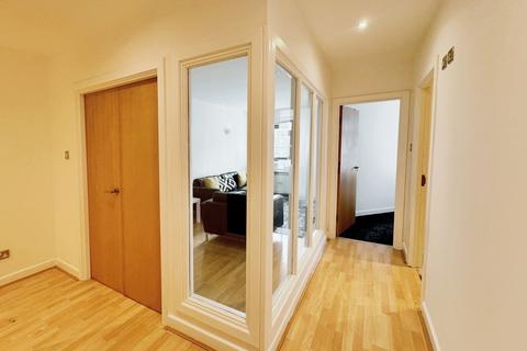 2 bedroom apartment for sale, South Parade, LS1