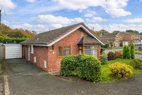 2 bedroom detached bungalow for sale, Fulmar Crescent, Kidderminster DY10