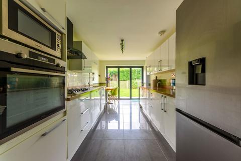 2 bedroom detached bungalow for sale, Fulmar Crescent, Kidderminster DY10