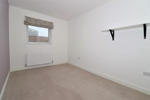 2 bedroom apartment to rent, Sovereign Way, TONBRIDGE