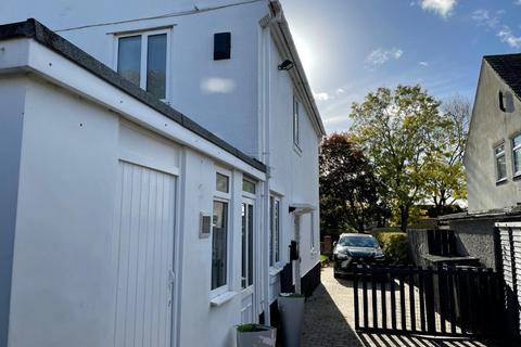 3 bedroom semi-detached house for sale, Westlands, Stokesley, Middlesbrough, North Yorkshire