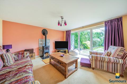 4 bedroom detached house for sale, London Road, Guildford GU4