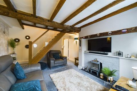 2 bedroom end of terrace house for sale, Wood Street, Ashby-de-la-Zouch