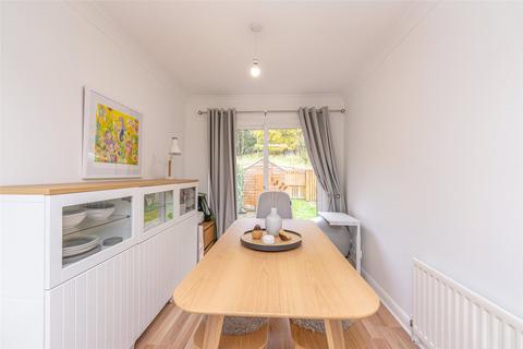 8 Lower Valleyfield View, Penicuik, EH26 8NT