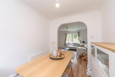 8 Lower Valleyfield View, Penicuik, EH26 8NT