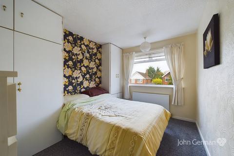 35 Cadgwith Drive, Derby, DE22 2AF