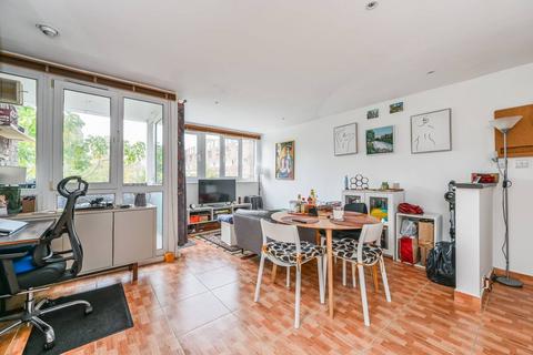 1 bedroom flat for sale, Hotspur Street, Kennington, London, SE11