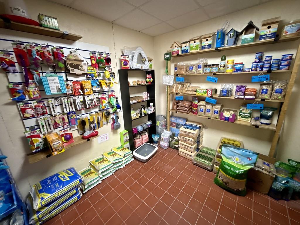 Pet shop
