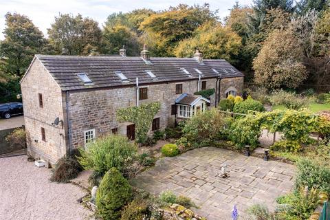 4 bedroom detached house for sale, The Barn, Gladwins Mark, Ashover