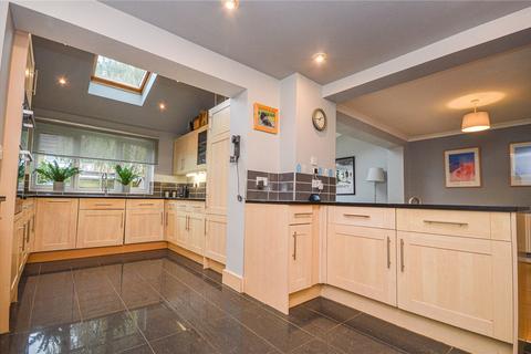 12 Vespasian Close, Swindon, SN3 4BX