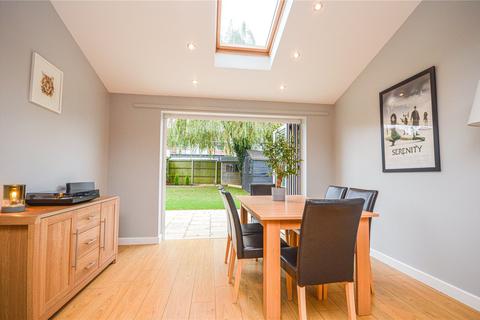 12 Vespasian Close, Swindon, SN3 4BX