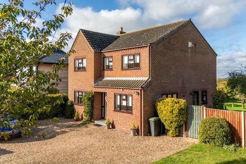 3 bedroom detached house for sale, Palgrave