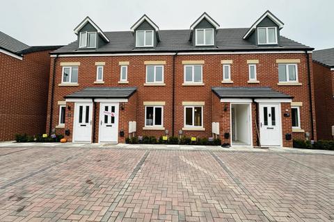 3 bedroom townhouse to rent, Navigation Way, Preston PR4