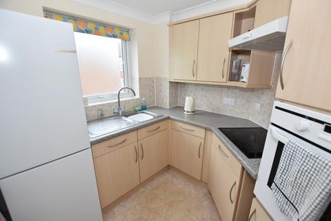 1 bedroom apartment for sale, Harold Road, Margate