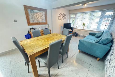 34 Alexandra Road, Rayleigh, SS6 8HS