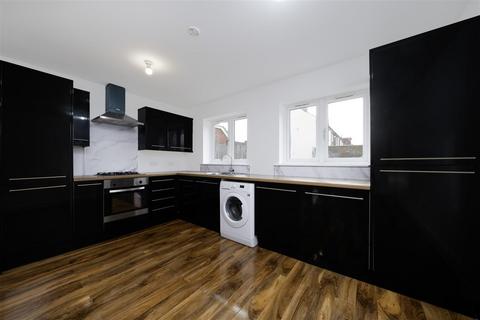 2 bedroom flat for sale, Avondale Road, Harrow HA3