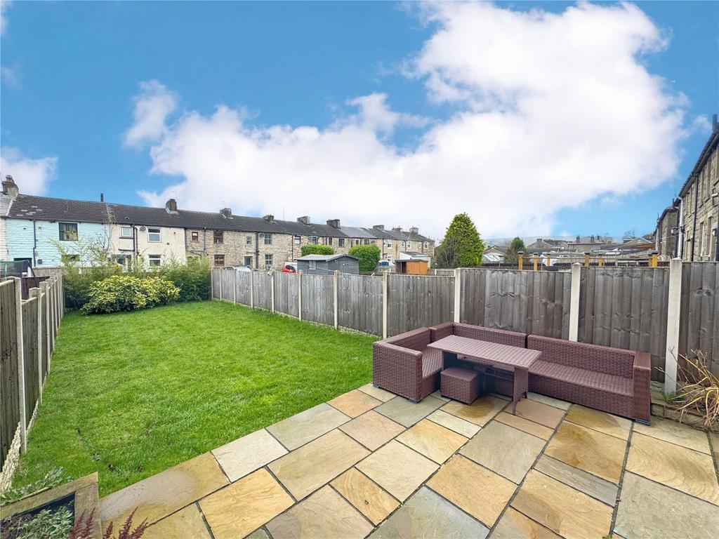 Large Rear Garden