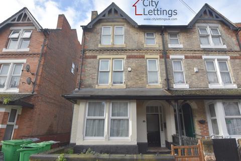 5 bedroom terraced house to rent, Forest Fields Nottingham NG7