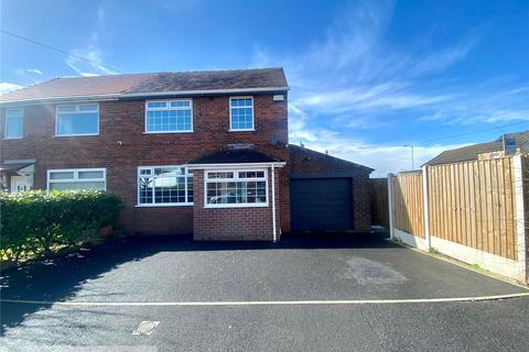 2 bedroom semi-detached house to rent, North View Close, Lydgate, Greater Manchester, OL4