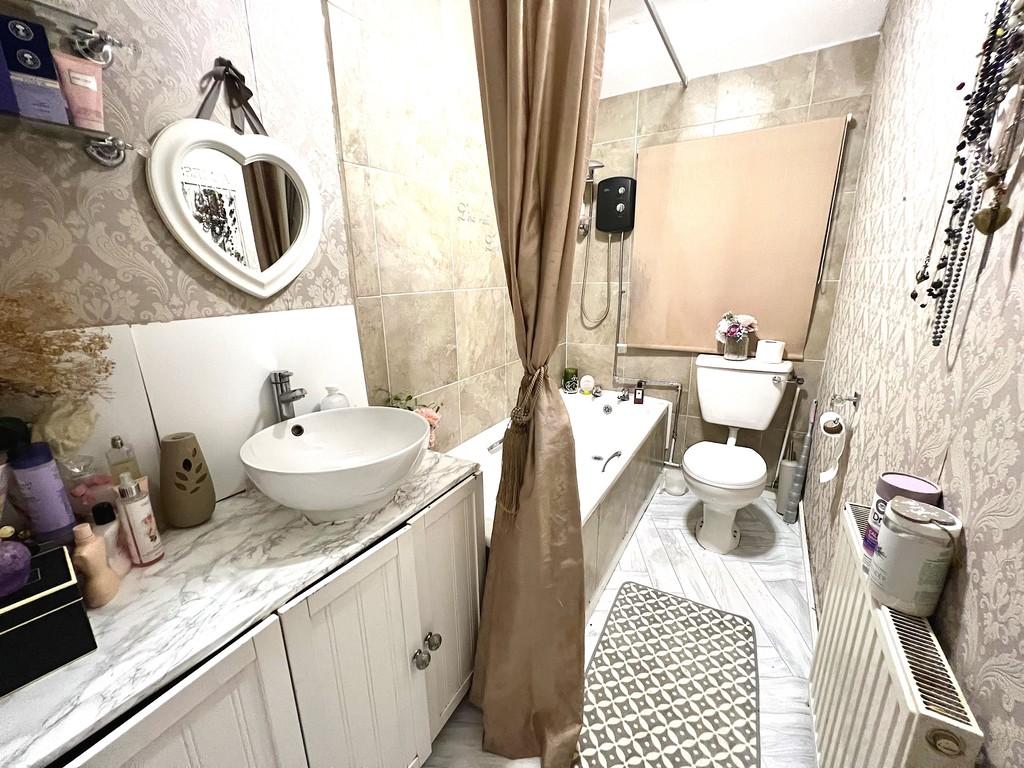 Starbank Bathroom
