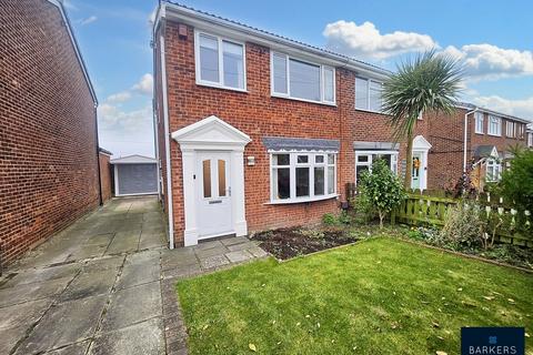 3 bedroom semi-detached house for sale, Oxford Drive, Gomersal