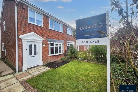 3 bedroom semi-detached house for sale, Oxford Drive, Gomersal