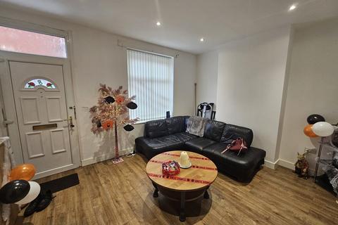 3 bedroom terraced house for sale, Hilda Street, Heywood, OL10 4JX