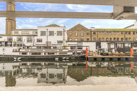 9 Waterfront Mews, London, N1 7FE