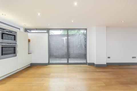 9 Waterfront Mews, London, N1 7FE