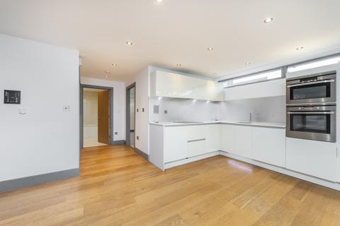 9 Waterfront Mews, London, N1 7FE