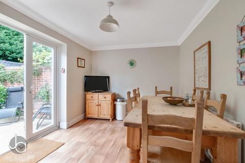 3 bedroom semi-detached house for sale, Oak Road, Tiptree