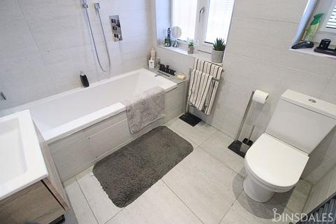 60 Templars Way, Bradford, BD8 0LR