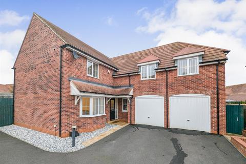 4 bedroom detached house for sale, Cartmel Drive, Corby NN18