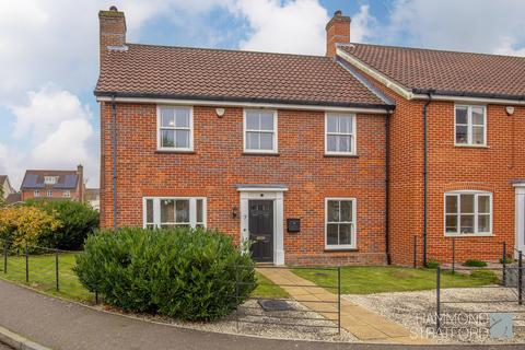 3 bedroom end of terrace house for sale, Ryefield Road, Mulbarton