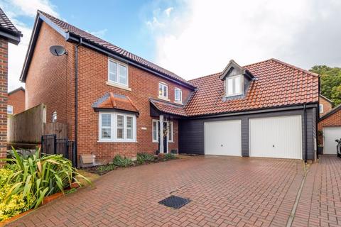 5 bedroom detached house for sale, Kost Road, Norwich